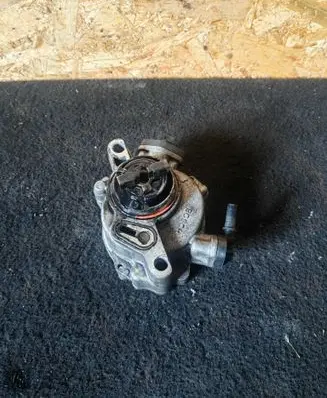 Citroen DS3 Vacuum pump 9684786780