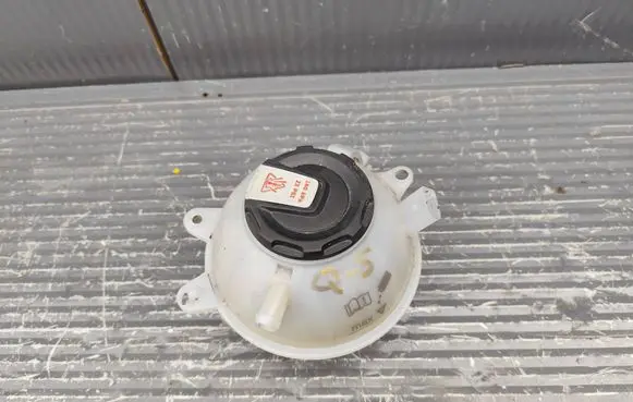 Audi Q5 SQ5 FY Coolant expansion tank/reservoir 80A121405AQ