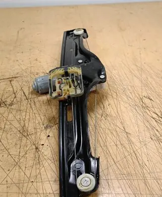 BMW X5 F15 Rear door window regulator with motor 7322747