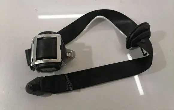 BMW 5 E60 E61 Front seatbelt 601629600D