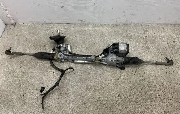Ford Focus Steering rack CV6C3D070