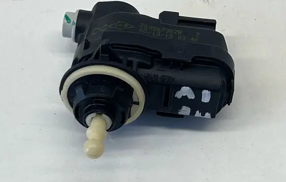 Renault Megane IV Headlight level adjustment motor 260567357R