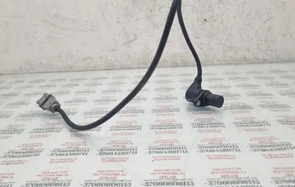 Audi A4 S4 B5 8D Crankshaft position sensor 050906433