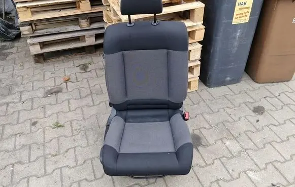 Citroen C4 Cactus Front passenger seat 3242231212