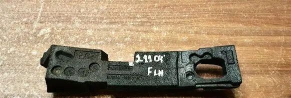 Mercedes-Benz E W211 Front bumper foam support bar A2118850137