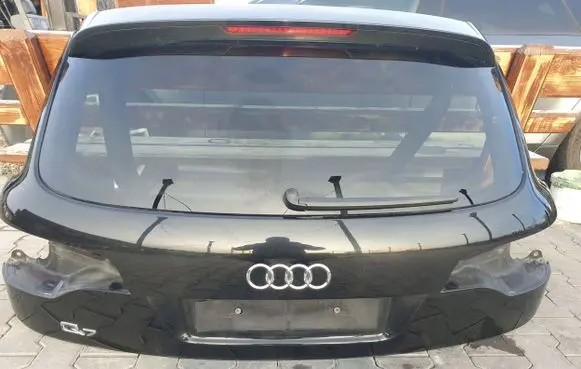 Audi Q7 4M Tailgate/trunk/boot lid TYLNAKLAPAAUDIQ7