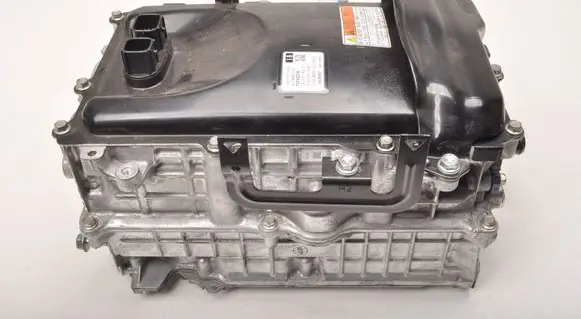 Toyota Yaris Voltage converter inverter G9200-K0011