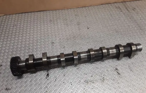 Opel Corsa C Camshaft 