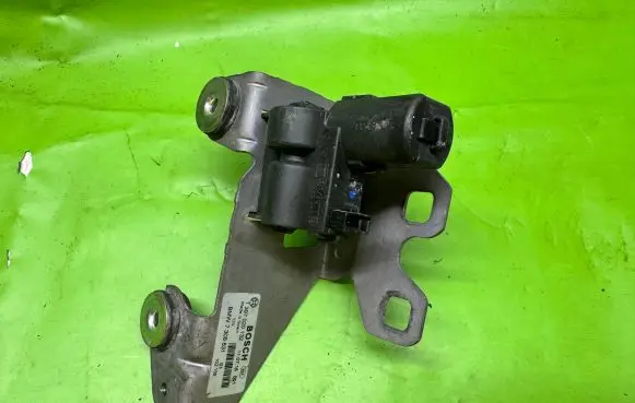 BMW 5 F10 F11 Tailgate window lock/catch/latch 1397020132 110718001 7308831