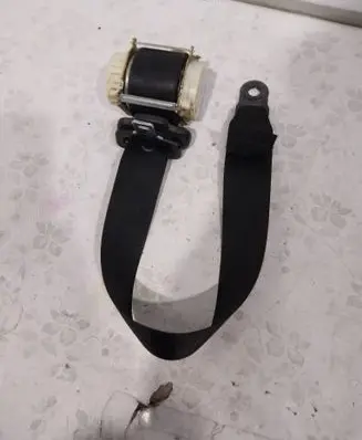 Ford Focus Front seatbelt 65601 040673 4m51a61295ak