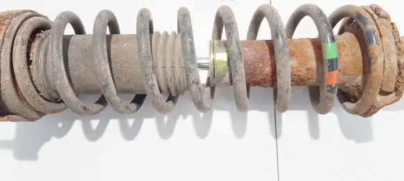 Mitsubishi Carisma Rear coil spring
