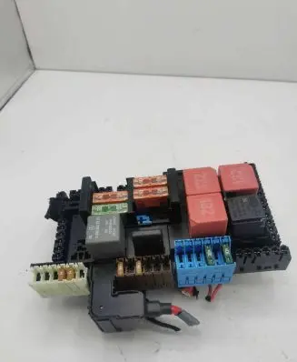 Mercedes-Benz GLC X253 C253 Fuse module A2059068501 529881F08 161521103