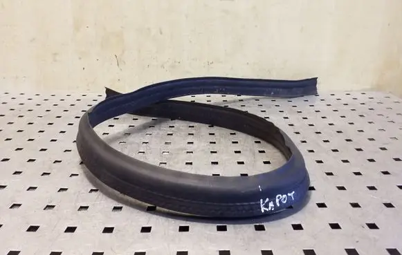 Mercedes-Benz ML W164 Engine compartment rubber 