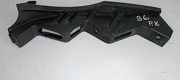 Volkswagen PASSAT B6 Front bumper mounting bracket 3C0807889