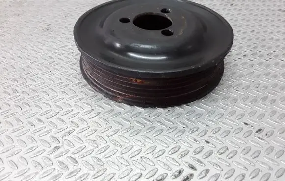 Volkswagen Polo III 6N 6N2 6NF Power steering pump pulley 030145269B