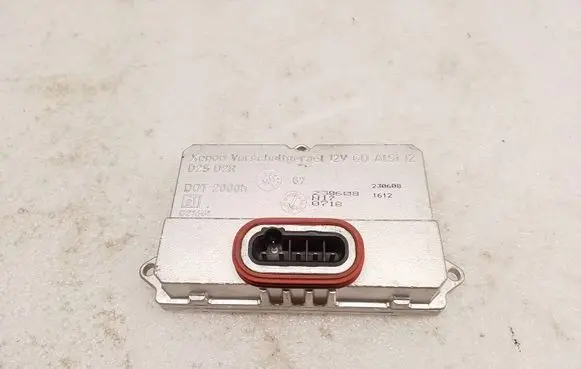 Mercedes-Benz E W211 Headlight ballast module Xenon 5DV00829000