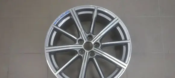 R20 alloy rim