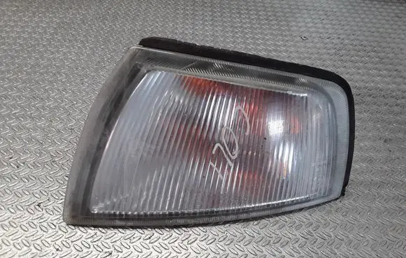 Mitsubishi Colt Front indicator light 21087148
