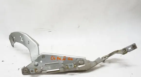 Citroen C4 II Picasso Fender mounting bracket