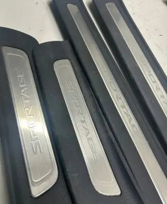 KIA Sportage sill trim set (inner) 