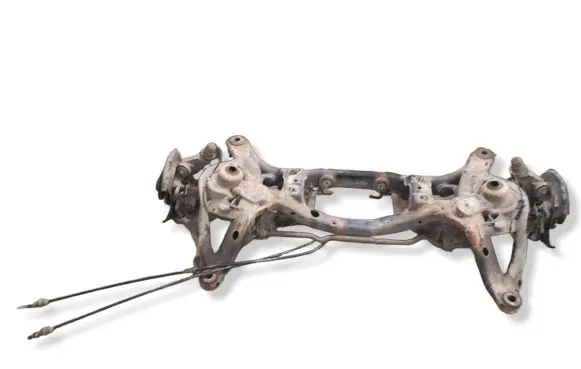 Volvo XC90 Rear axle beam 
