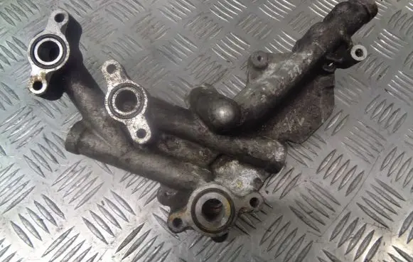 Toyota Corolla Verso E121 Engine coolant pipe/hose
