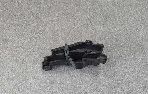 Audi Q3 8U Tool box 8U0011215D 8U0011215 8U0.011.215.D