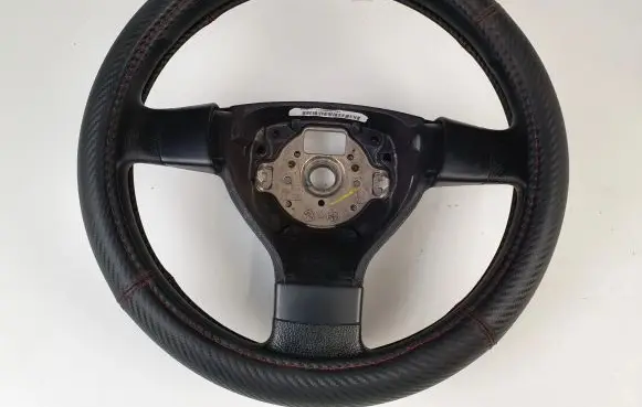Volkswagen Jetta V Steering wheel