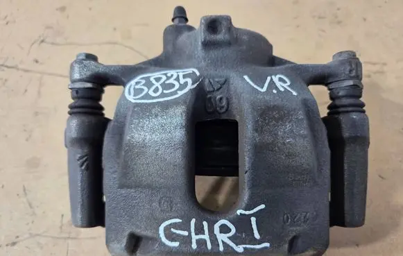 Toyota C-HR I Front brake caliper 0000997