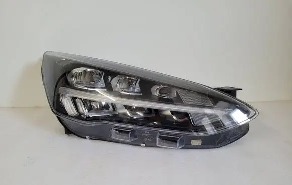Ford Focus Headlight/headlamp JX7B13E014CE