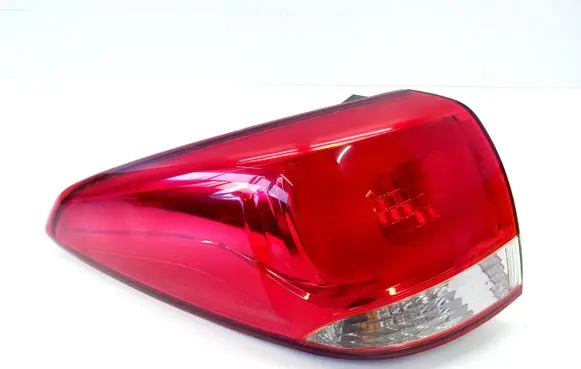 KIA Carens III Rear/tail lights 92401A4