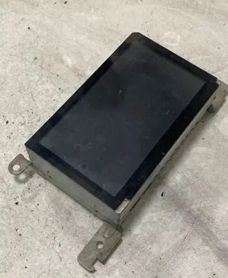 Nissan Primera Screen/display/small screen 28090AV620 DP7W3000P 11202341
