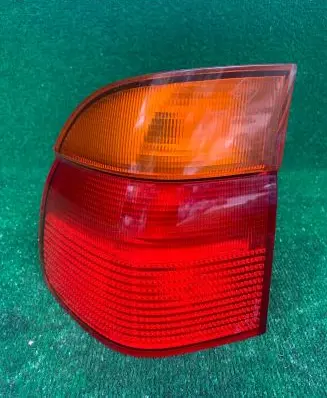 BMW 5 E39 Rear/tail lights 8361671