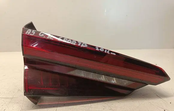 Audi A5 Tailgate rear/tail lights 8W6945093J 636000 636531