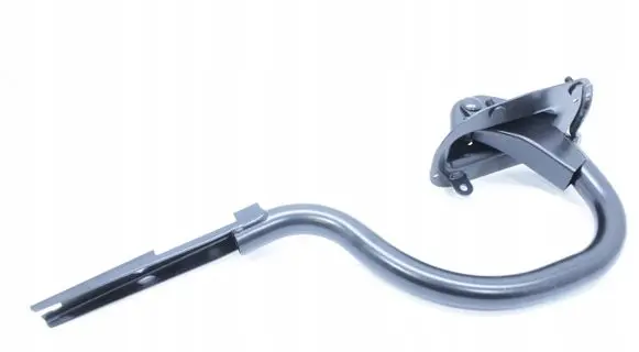 BMW 5 E60 E61 Tailgate hinge 7111388