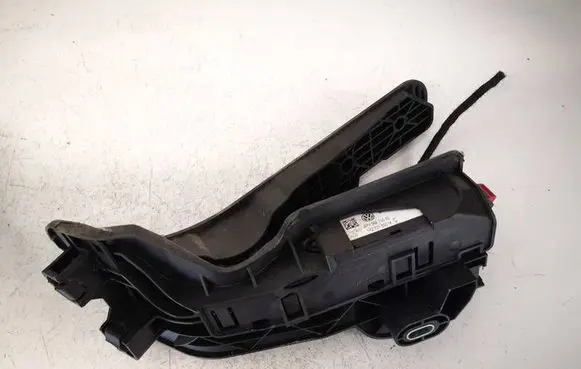 Seat Leon (1P) Accelerator throttle pedal 1K2721503M