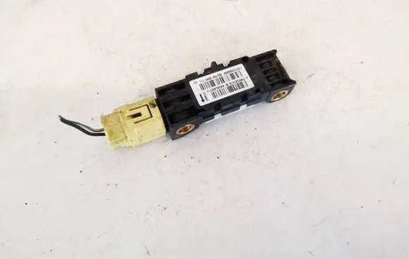 Mitsubishi Colt Airbag deployment crash/impact sensor a4545400117 pmr587419