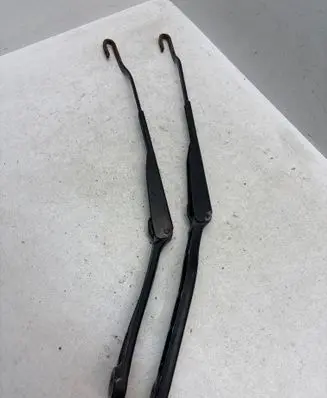 Saab 9-5 Front wiper blade arm 56671828 8812995