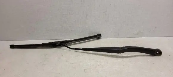 Opel Insignia A Front wiper blade arm 13227398