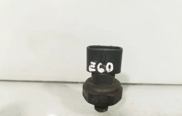 BMW 5 E60 E61 Air conditioning (A/C) pressure sensor 