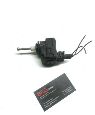 Volkswagen PASSAT B5 Headlight level adjustment motor 00728202 33102363