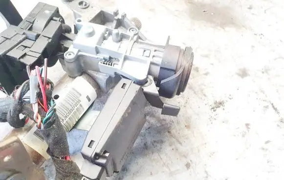 Chrysler Sebring (ST-22 - JR) Ignition lock contact 