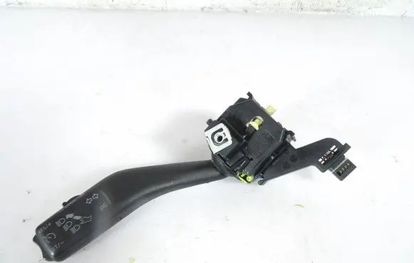 Volkswagen Golf V Other switches/knobs/shifts 1K0953513G