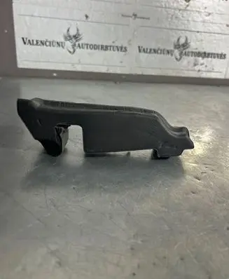 Audi A1 Fender foam support/seal 8X0823721