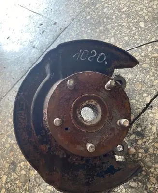 Honda CR-V Front wheel hub