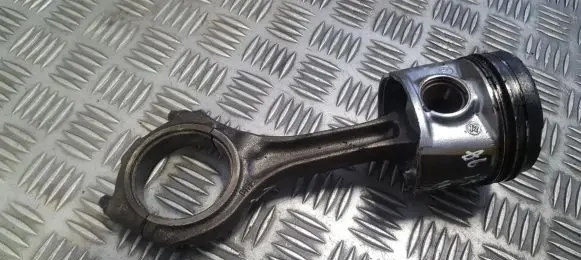 Audi A6 S6 C5 4B Piston with connecting rod
