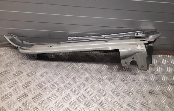 Audi Q7 4L Fender mounting bracket 4L0805158A 4L0805176A