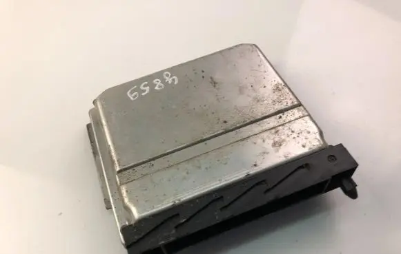 Volvo S60 Engine control unit/module ECU 08675155A