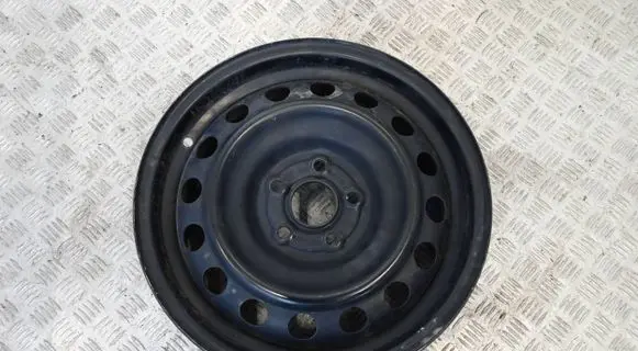 Toyota Yaris XP210 R15 steel rim 2151655