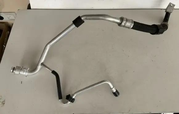Audi Q7 4M Air conditioning (A/C) pipe/hose 4M1820740K